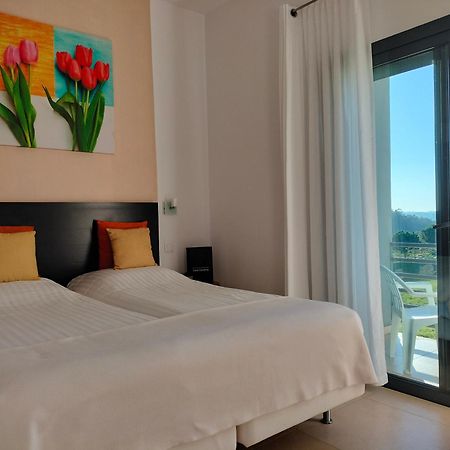 Casa Ceedina Bed And Breakfast & Beauty Batalha Esterno foto