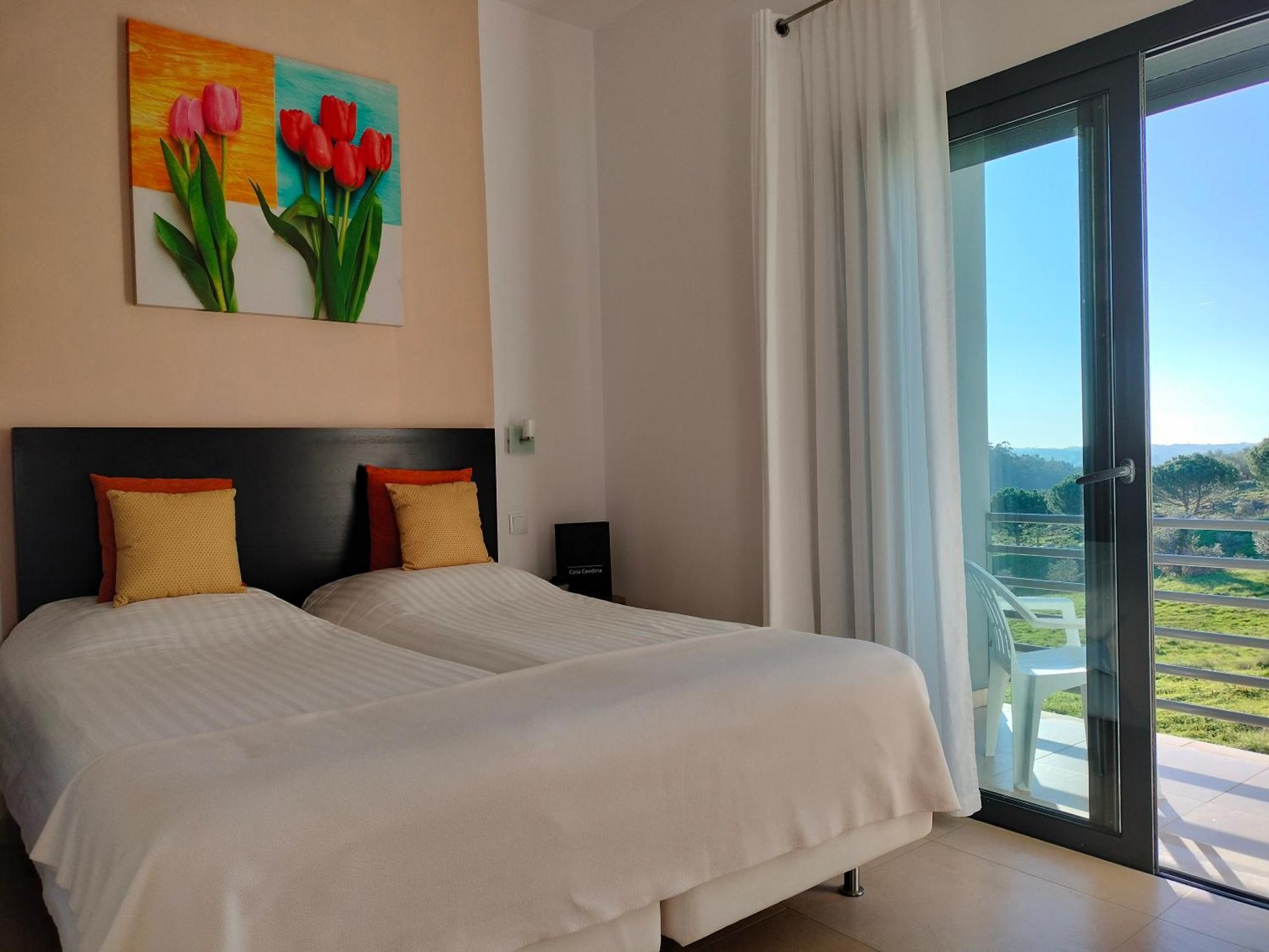 Casa Ceedina Bed And Breakfast & Beauty Batalha Esterno foto